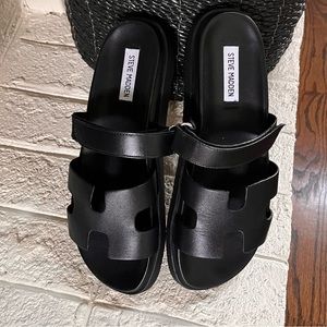 Steve Madden Mayhem Slide